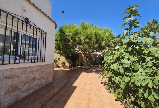 Herverkoop - Chalet - Torrevieja - Torre La Mata