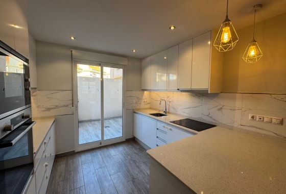 Перепродажа - Квартира - La Zenia - Costa Blanca