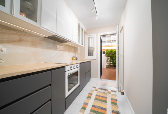 Herverkoop - Bungalow - Torrevieja - La Mata