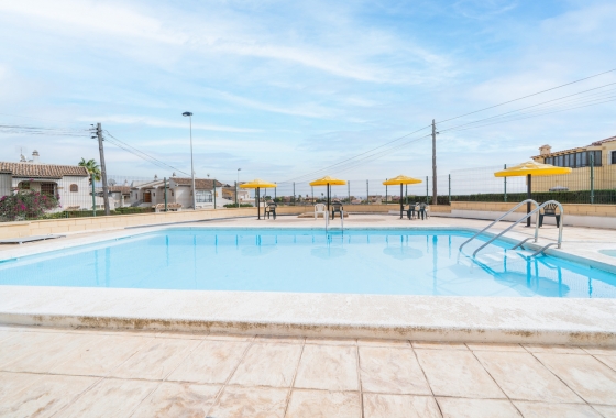 Herverkoop - Bungalow - Torrevieja - La Mata