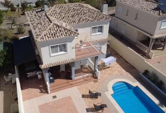 Wiederverkauf - Villa - Aspe - Inland