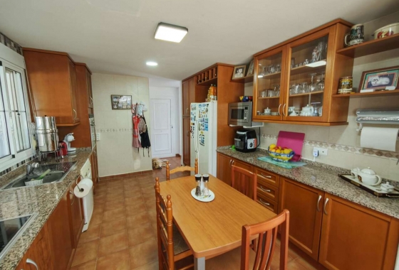 Wiederverkauf - Villa - Aspe - Inland