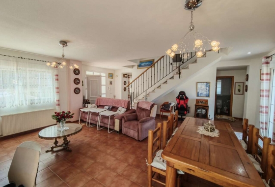 Wiederverkauf - Villa - Aspe - Inland