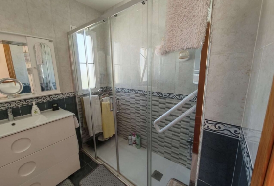 Wiederverkauf - Villa - Aspe - Inland