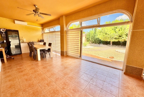 Resale - Villa - Dolores - Cmno. Escorredor