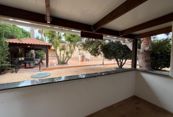 Resale - Villa - Dolores - Cmno. Escorredor