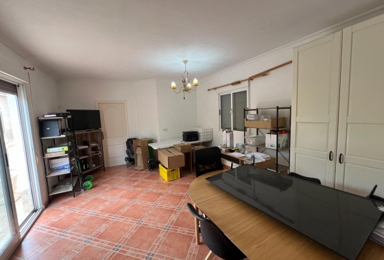 Resale - Villa - Dolores - Cmno. Escorredor