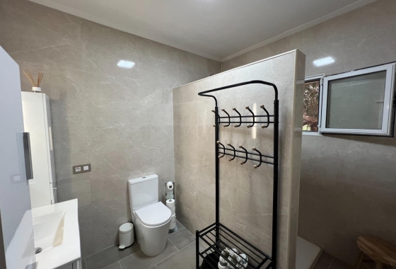 Resale - Villa - Dolores - Cmno. Escorredor