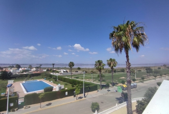 Resale - Villa - Torrevieja - La Siesta - El Salado - Torreta