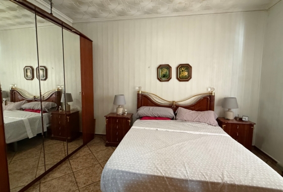 Herverkoop - Herenhuis - Torrevieja - Costa Blanca