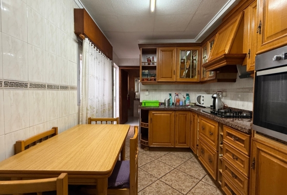 Herverkoop - Herenhuis - Torrevieja - Costa Blanca