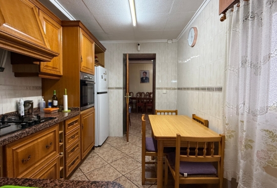 Herverkoop - Herenhuis - Torrevieja - Costa Blanca