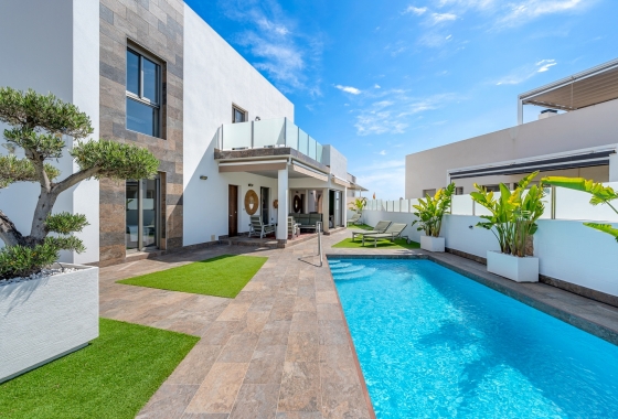 Wiederverkauf - Villa - Orihuela Costa - Costa Blanca