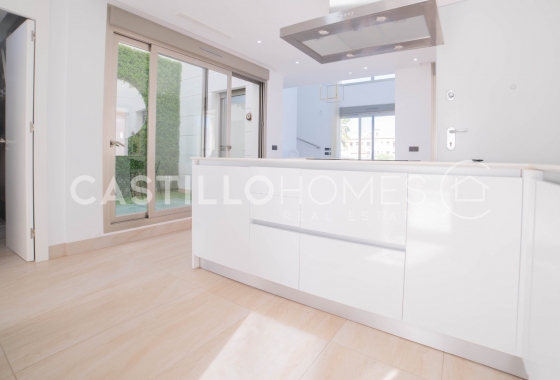 Herverkoop - Villa - Orihuela Costa - Las Filipinas