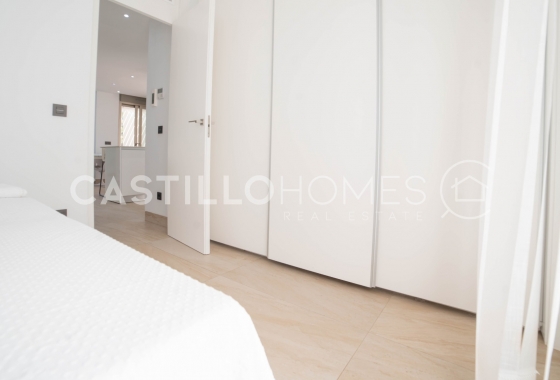 Herverkoop - Villa - Orihuela Costa - Las Filipinas