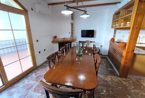 Herverkoop - Herenhuis - Sax - Inland