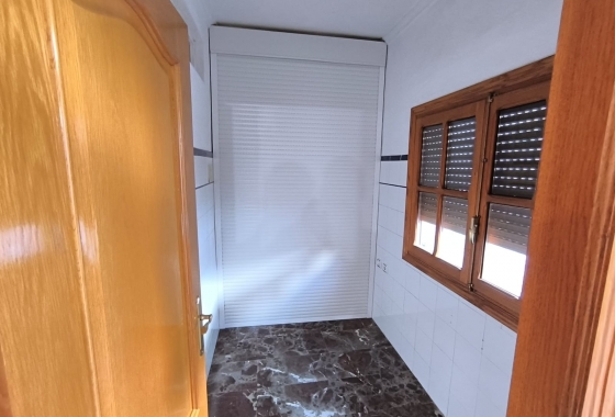 Herverkoop - Herenhuis - Sax - Inland