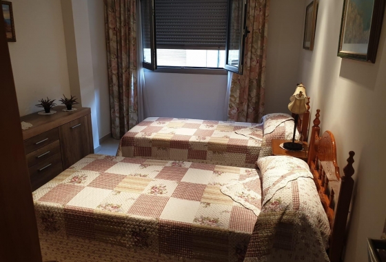 Herverkoop - Appartement / flat - Torrevieja - Las Piscinas Naturales