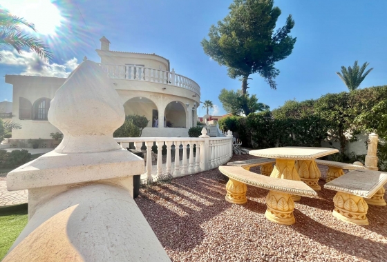 Wiederverkauf - Villa - Torrevieja - San Luis