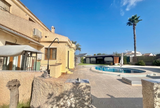 Wiederverkauf - Villa - Torrevieja - San Luis