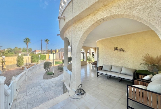 Wiederverkauf - Villa - Torrevieja - San Luis