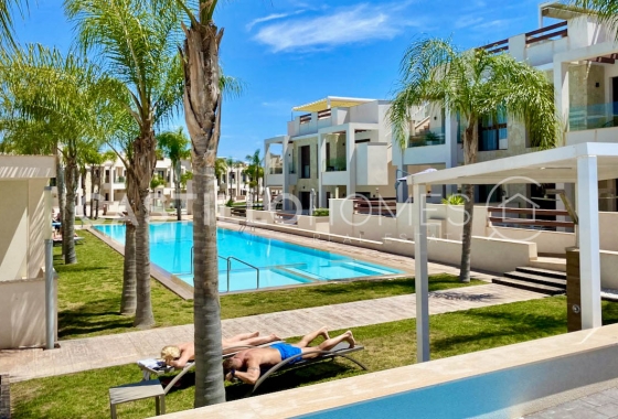 Herverkoop - Bungalow - Torrevieja - Los Balcones
