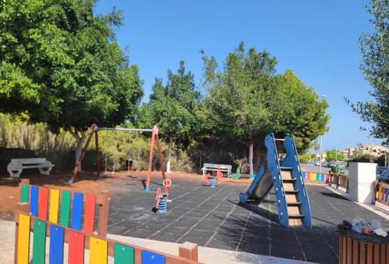 Resale - Townhouse - Orihuela Costa - Playa Flamenca