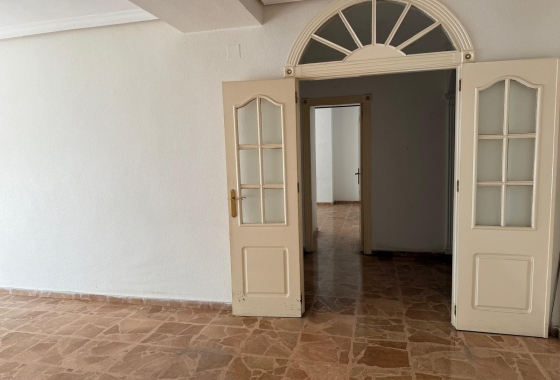 Herverkoop - Appartement / flat - Torrevieja