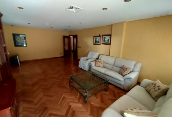 Wiederverkauf - Villa - Elda - Inland