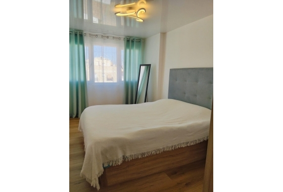 Herverkoop - Appartement / flat - Alicante - Altozano