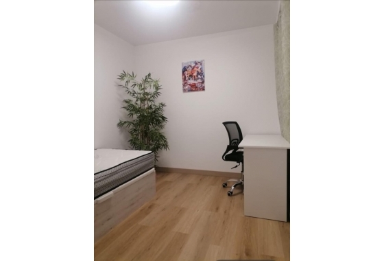 Herverkoop - Appartement / flat - Alicante - Altozano