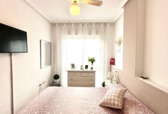 Wiederverkauf - Wohnung - Torrevieja - Playa del Cura