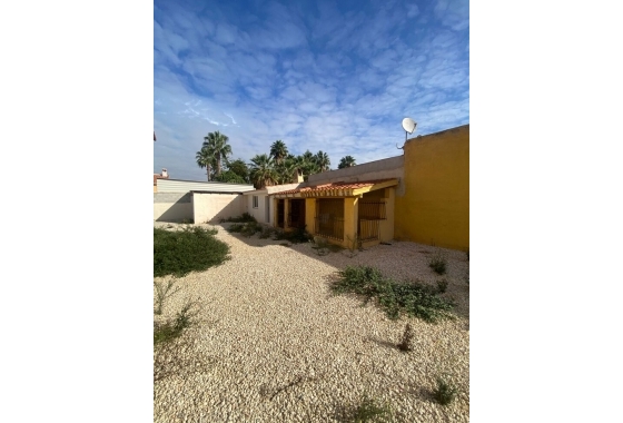 Resale - Villa - Catral - Costa Blanca