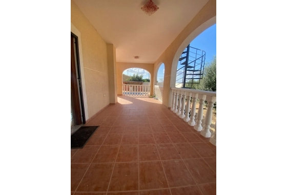 Resale - Villa - Catral - Costa Blanca