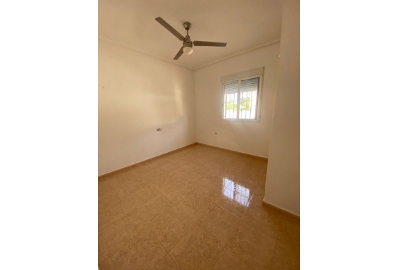 Resale - Villa - Catral - Costa Blanca