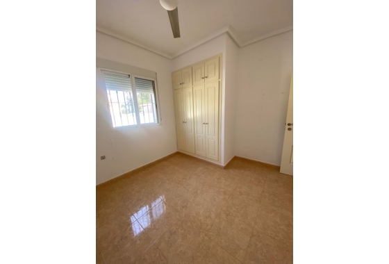 Resale - Villa - Catral - Costa Blanca