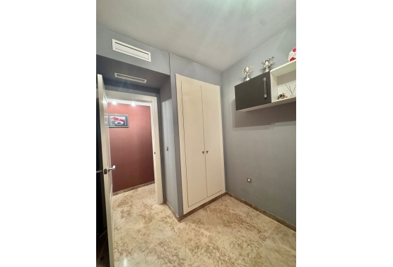 Resale - Apartment / flat - Benidorm - Costa Blanca