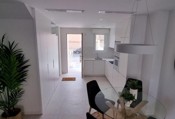 Wiederverkauf - Stadthaus - Torrevieja - aguas nuevas