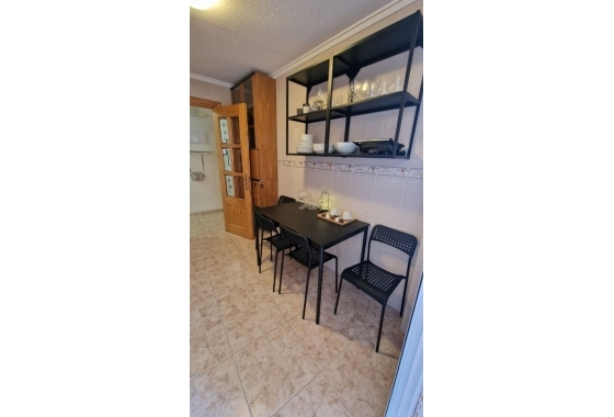 Herverkoop - Appartement / flat - Torrevieja - Playa de los Locos