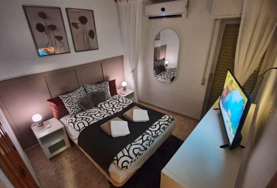 Herverkoop - Appartement / flat - Torrevieja - Playa de los Locos