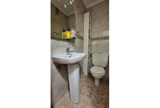 Herverkoop - Appartement / flat - Torrevieja - Playa de los Locos