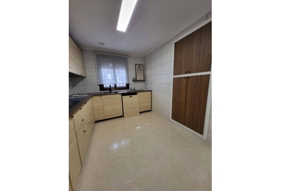 Resale - Townhouse - San Miguel de Salinas - Ciudad De Las Comunicaciones