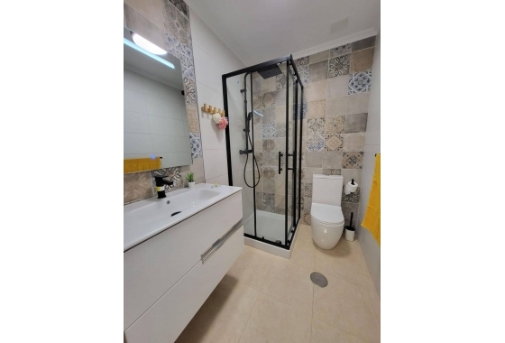 Resale - Townhouse - San Miguel de Salinas - Ciudad De Las Comunicaciones