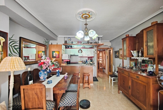 Reventa - Apartamento / piso - Torrevieja - Costa Blanca