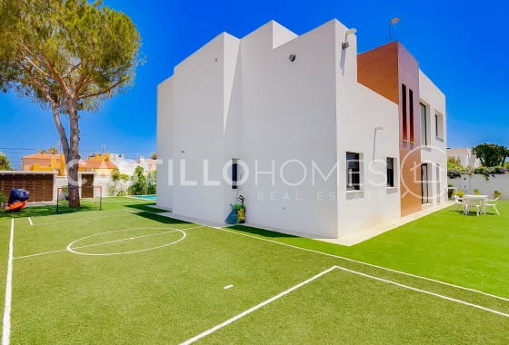 Herverkoop - Villa - Torrevieja - Torreta Florida