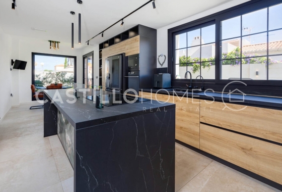 Herverkoop - Villa - Torrevieja - Torreta Florida