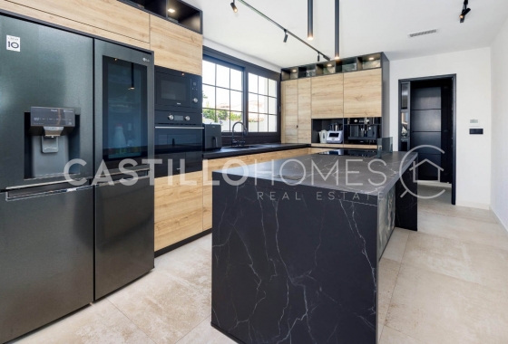 Herverkoop - Villa - Torrevieja - Torreta Florida