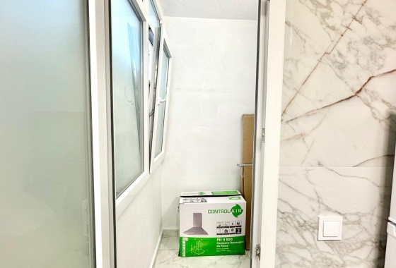 Herverkoop - Appartement / flat - Torrevieja - Playa del Cura