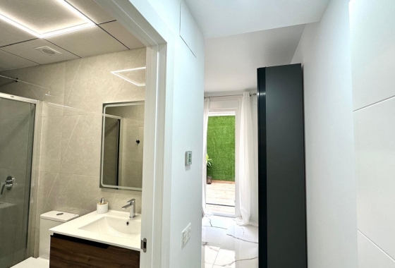 Wiederverkauf - Wohnung - Torrevieja - Playa del Cura