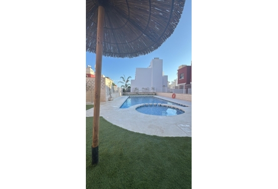 Wiederverkauf - Bungalow - Torrevieja - Costa Blanca